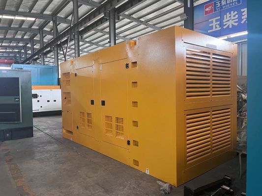 Système de commande de démarrage automatique de 1500 tours par minute 625 KVA 900A pour le groupe électrogène diesel CUMMINS